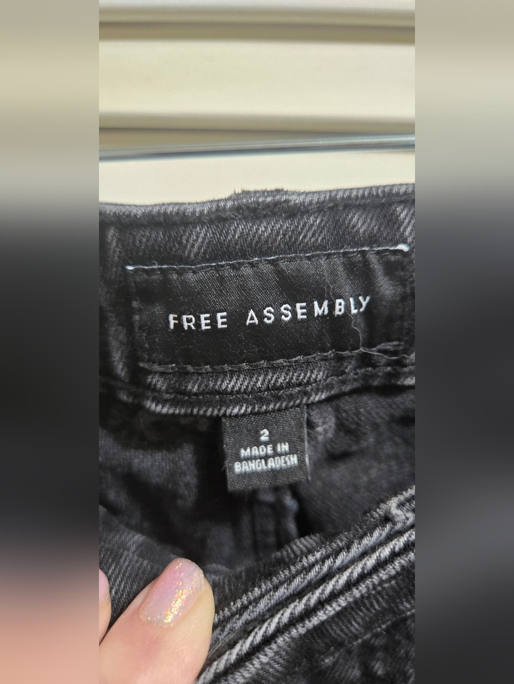 Free Assembly Women's Mid Rise Full Length Bootcut Jeans, 32" Inseam - Picture 12 of 15